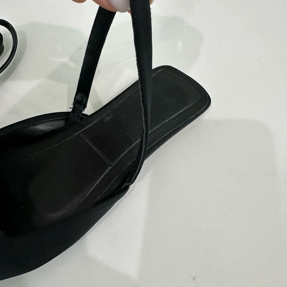 Elegant‎ Black Women's Shoes with Crystal Embellishments